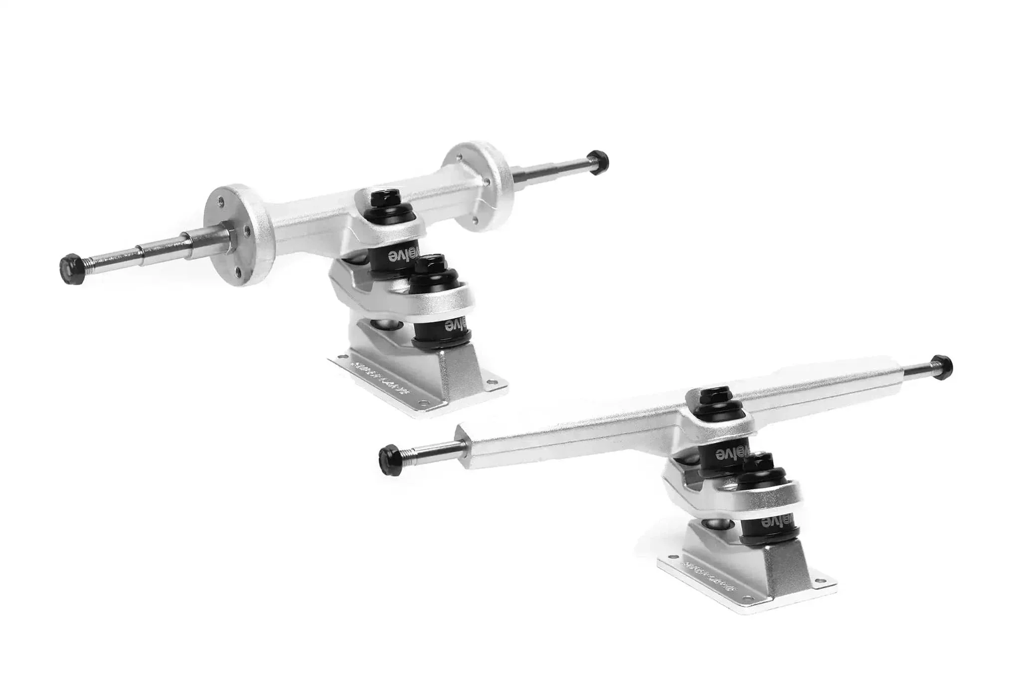Evolve SuperCarve 2 Skateboard Trucks Silver - Image 3